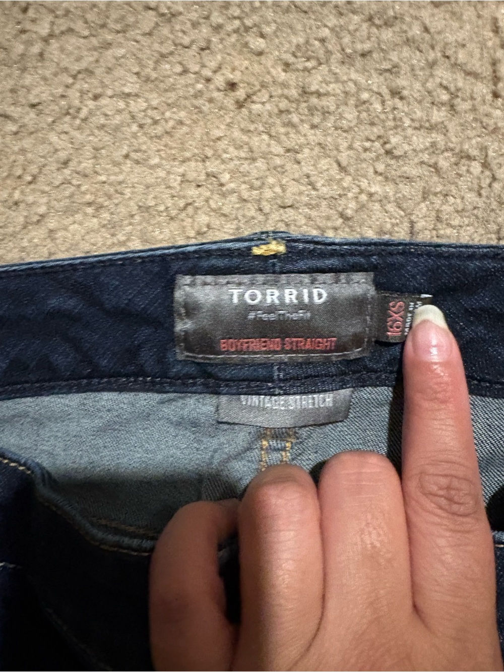 Torrid Womens Jeans Boyfriend Straight 16XS Vintage Stretch Dark Wash H32 - Picture 4 of 5